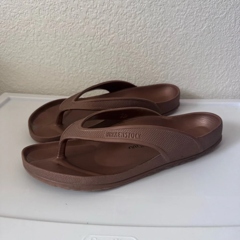Birkenstock Bronze‎ Honolulu EVA Sandals